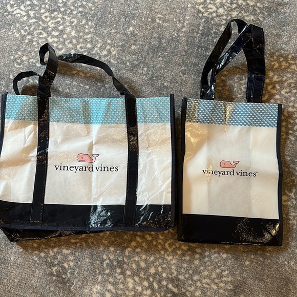 VINEYARD VINES SHOPPING BAGS PLASTIC (2) - Picture 1 of 6